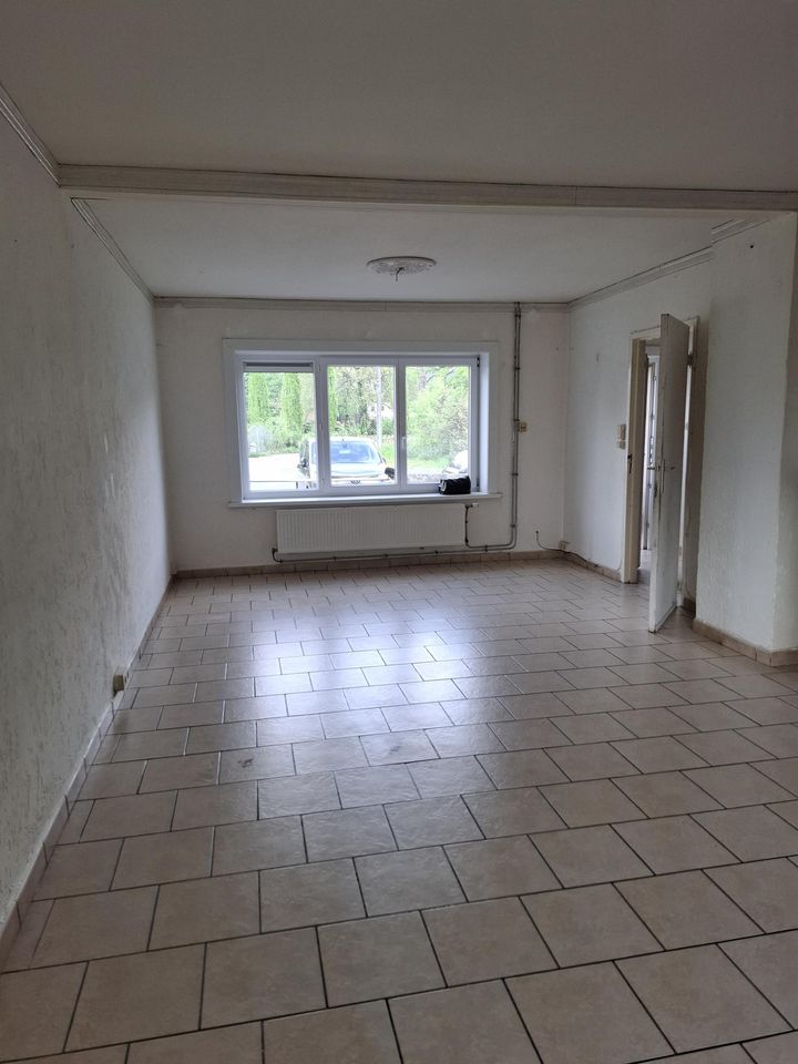 Rue_Chateau_Guillochain_70_-25
