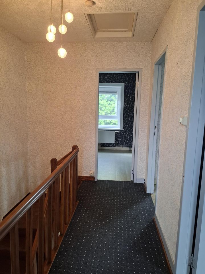 Rue_Chateau_Guillochain_70_-30